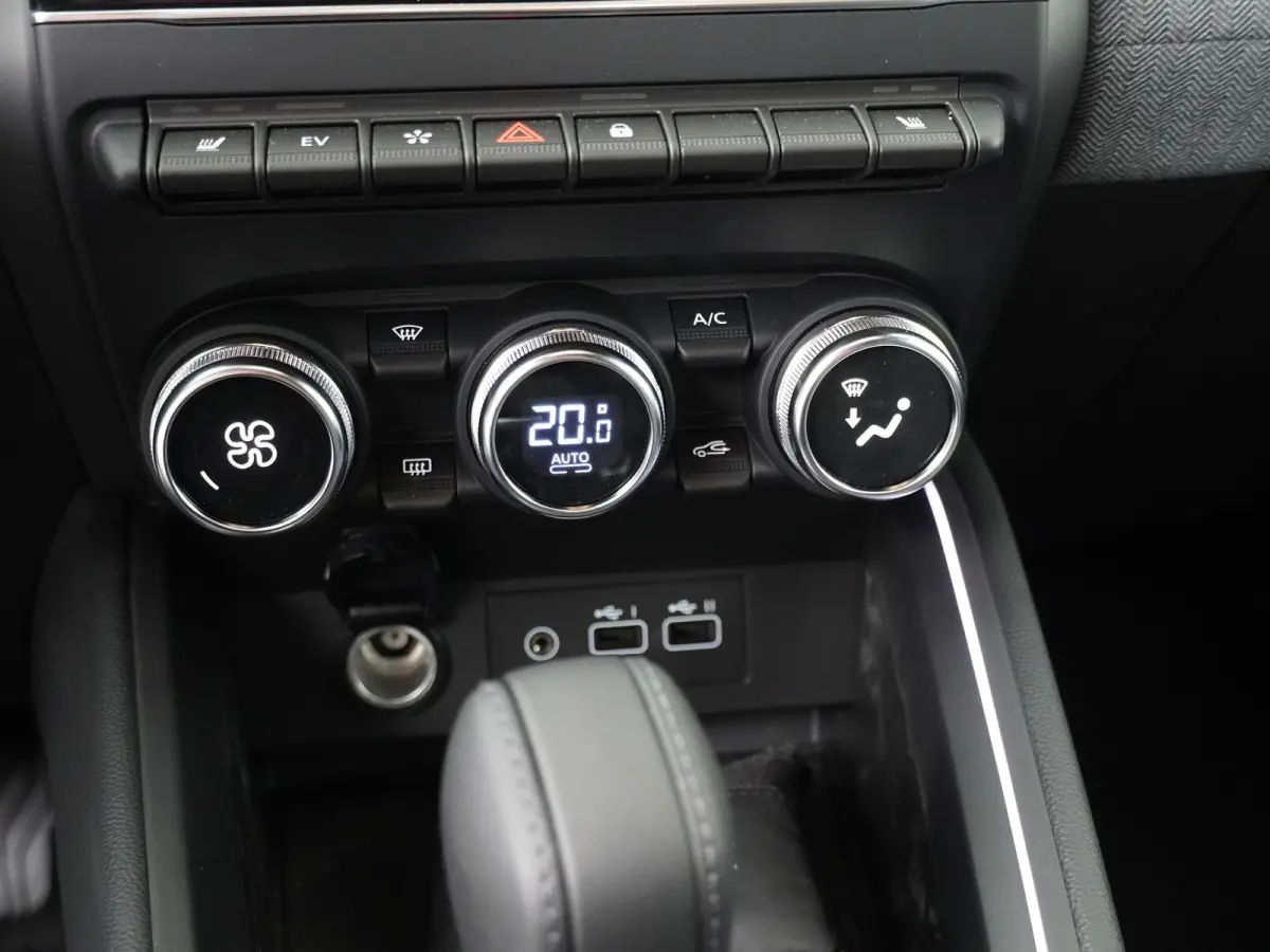 techno full hybrid E-Tech 145 | Groot Navi | Parkeercamera | Stoel- & Stuurverw. |