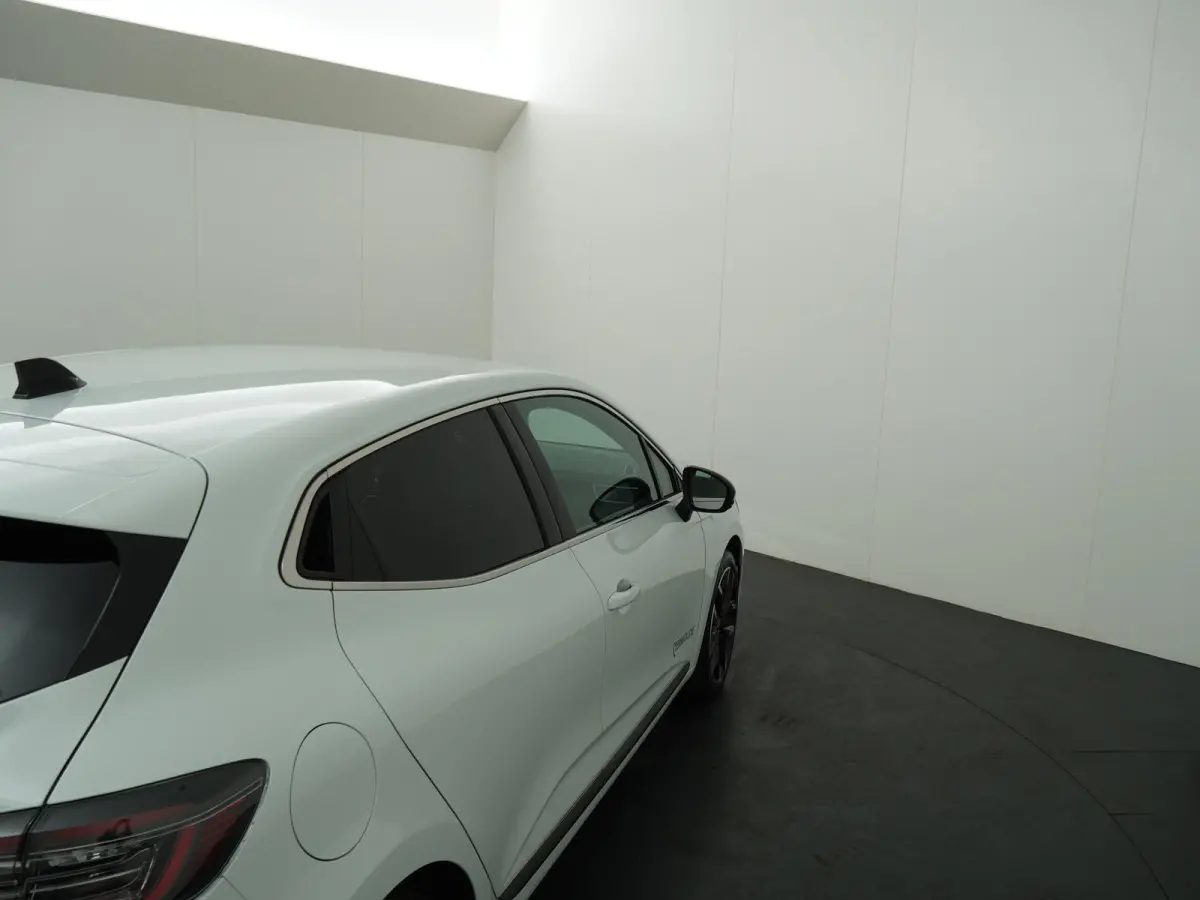 techno full hybrid E-Tech 145 | Groot Navi | Parkeercamera | Stoel- & Stuurverw. |