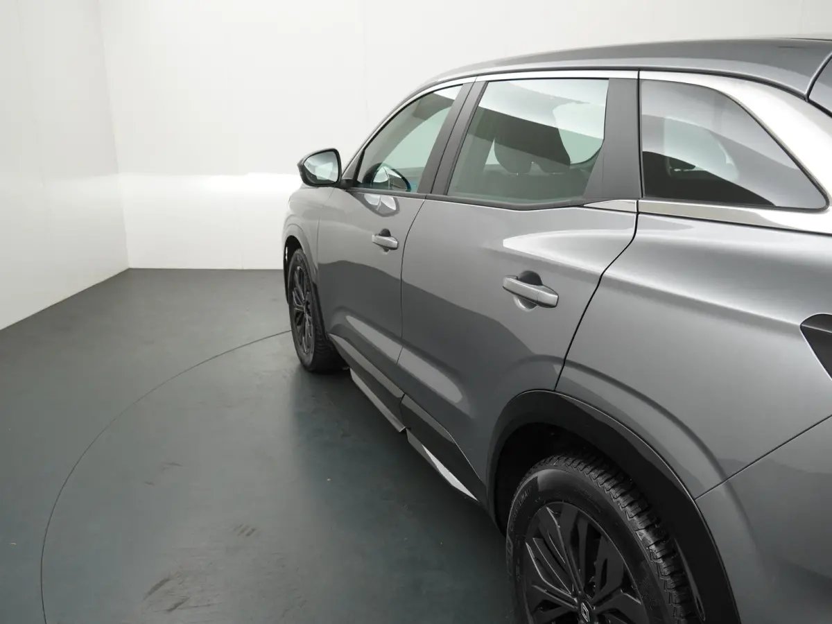 evolution full hybrid E-Tech 200 | Parkeercamera | Google Navigatie | Keyless Entry |