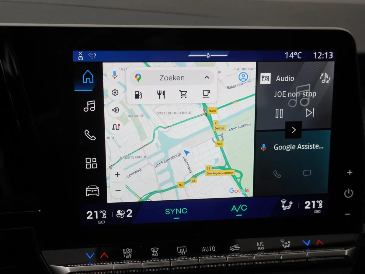 evolution full hybrid E-Tech 200 | Parkeercamera | Google Navigatie | Keyless Entry |