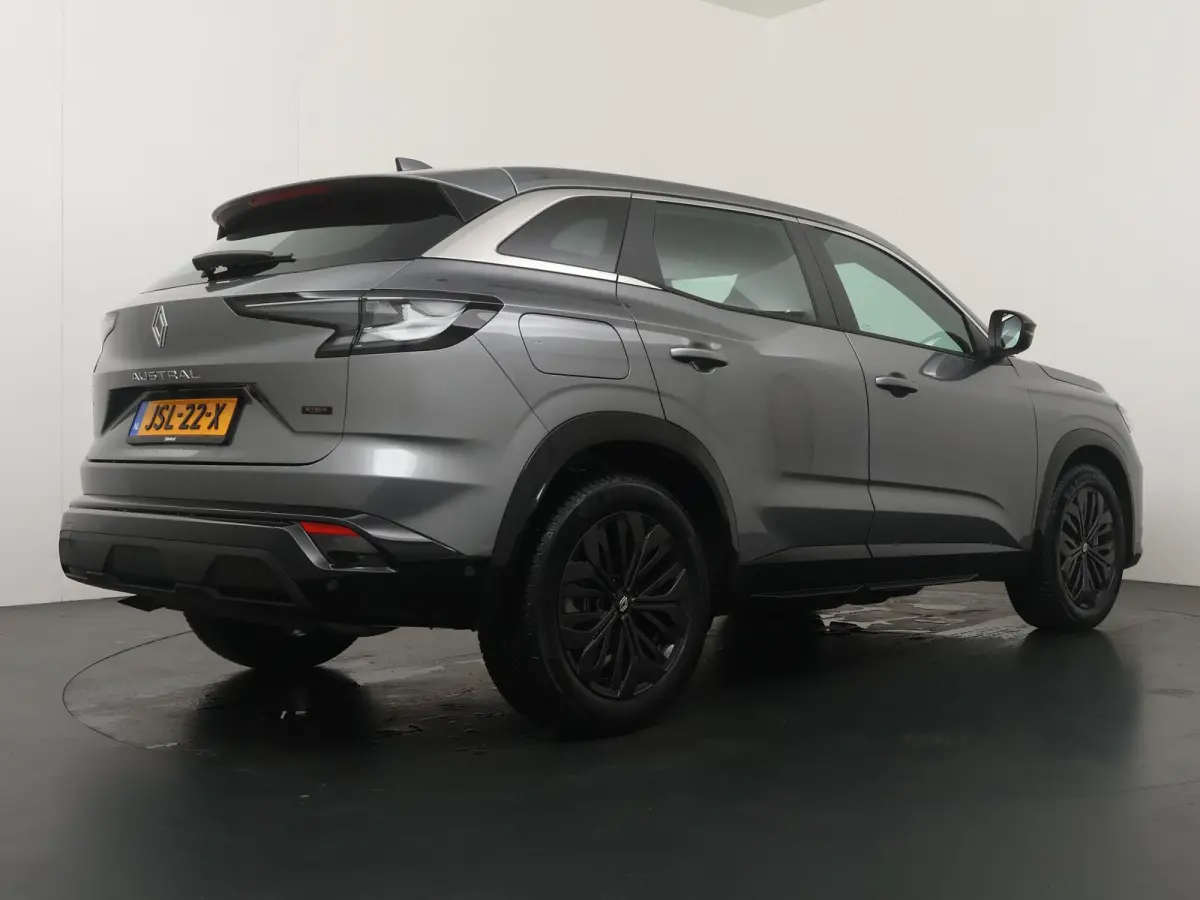 evolution full hybrid E-Tech 200 | Parkeercamera | Google Navigatie | Keyless Entry |