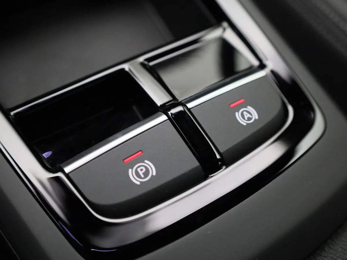 35 TFSI S Edition 150 PK l Cruise control l Climate Control l Navigatie l Parkeersensoren l Achteruitrijcamera l Matrix-LED l Apple Carplay / Android Auto l Audi virtual cockpit l Lichtmetal