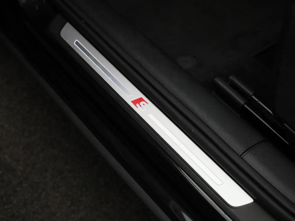 35 TFSI S Edition 150 PK l Cruise control l Climate Control l Navigatie l Parkeersensoren l Achteruitrijcamera l Matrix-LED l Apple Carplay / Android Auto l Audi virtual cockpit l Lichtmetal
