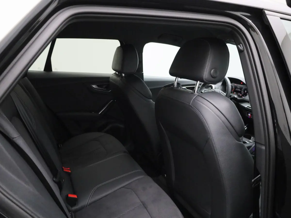 35 TFSI S Edition 150 PK l Cruise control l Climate Control l Navigatie l Parkeersensoren l Achteruitrijcamera l Matrix-LED l Apple Carplay / Android Auto l Audi virtual cockpit l Lichtmetal