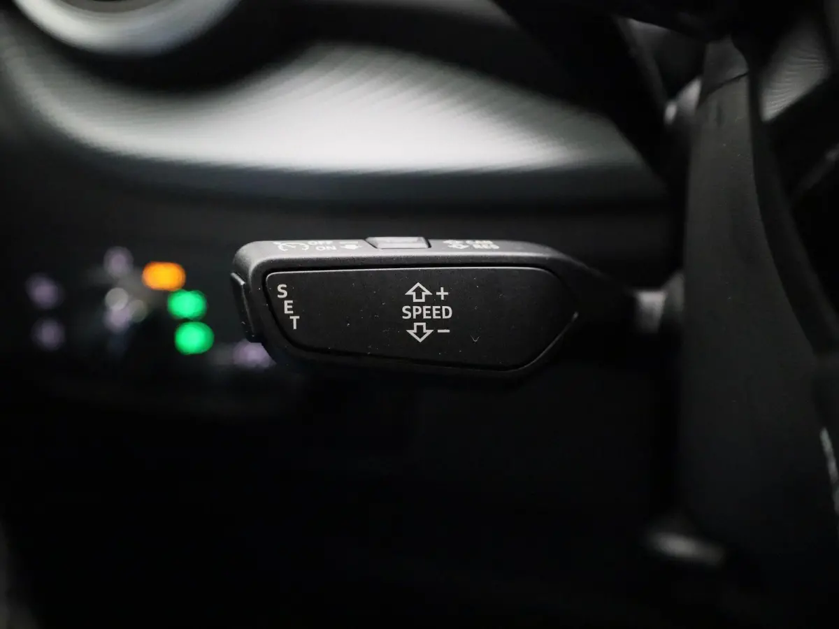 35 TFSI S Edition 150 PK l Cruise control l Climate Control l Navigatie l Parkeersensoren l Achteruitrijcamera l Matrix-LED l Apple Carplay / Android Auto l Audi virtual cockpit l Lichtmetal