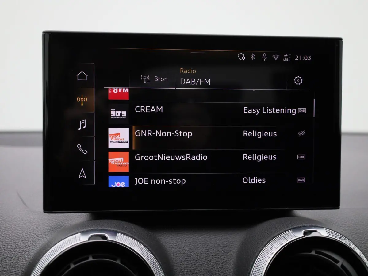 35 TFSI S Edition 150 PK l Cruise control l Climate Control l Navigatie l Parkeersensoren l Achteruitrijcamera l Matrix-LED l Apple Carplay / Android Auto l Audi virtual cockpit l Lichtmetal