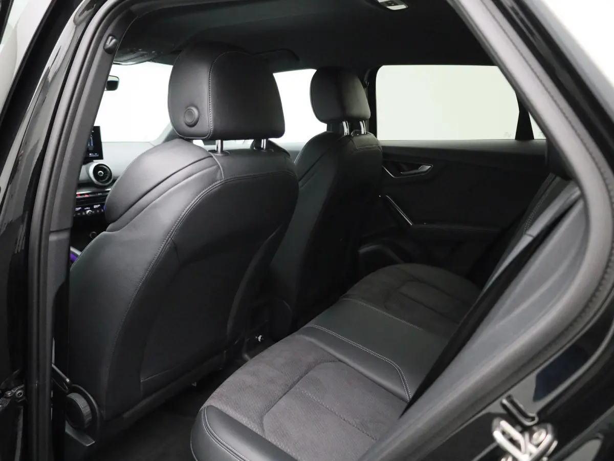 35 TFSI S Edition 150 PK l Cruise control l Climate Control l Navigatie l Parkeersensoren l Achteruitrijcamera l Matrix-LED l Apple Carplay / Android Auto l Audi virtual cockpit l Lichtmetal