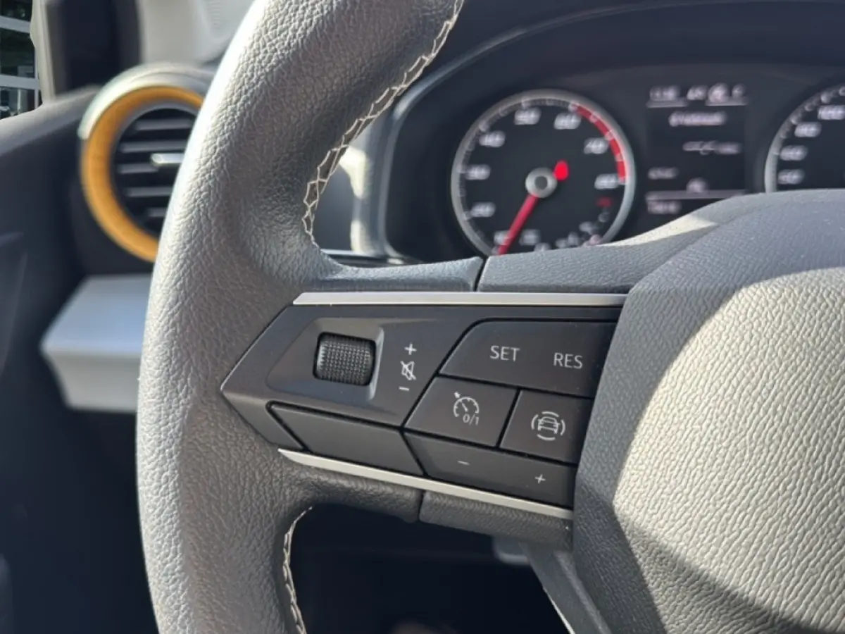 1.0 TSI DSG STYLE LED/NAVI/CRUISE/STOELVERW/PDC