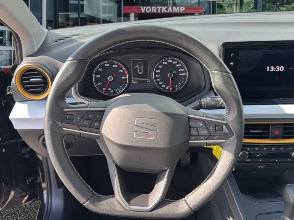 1.0 TSI DSG STYLE LED/NAVI/CRUISE/STOELVERW/PDC