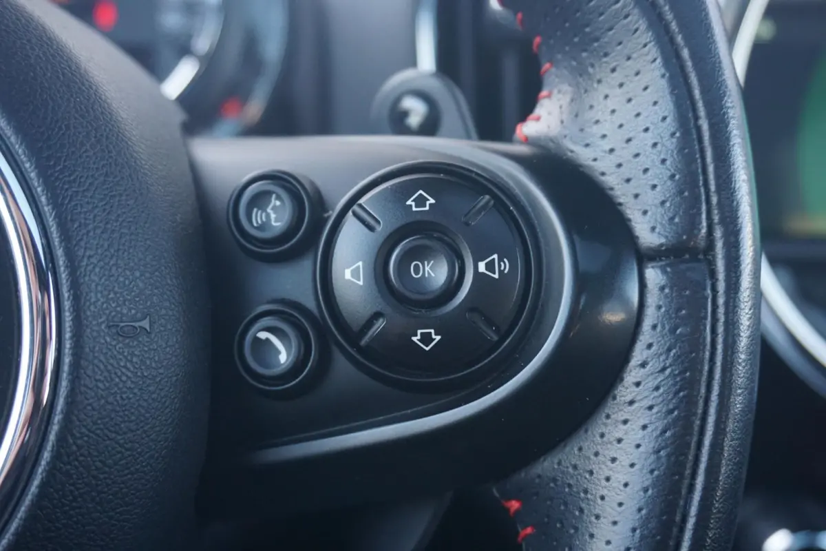 S John Cooper Works Uitvoering | Harman Kardon | Panoramadak | JCW Sportstoelen | Actieve Cruise Control | Led-Koplampen