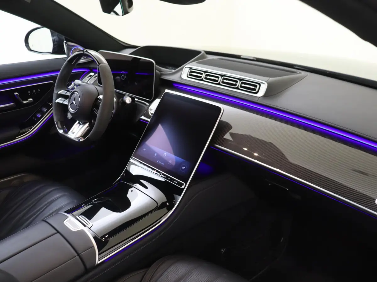 AMG 63 S E Performance /Panoramadak / Burmester 4D/ Rijassistentiepakket /Achterasbesturing /Massage stoelen /
