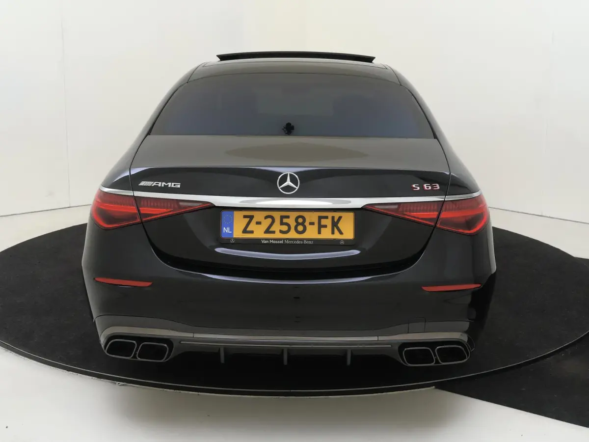 AMG 63 S E Performance /Panoramadak / Burmester 4D/ Rijassistentiepakket /Achterasbesturing /Massage stoelen /