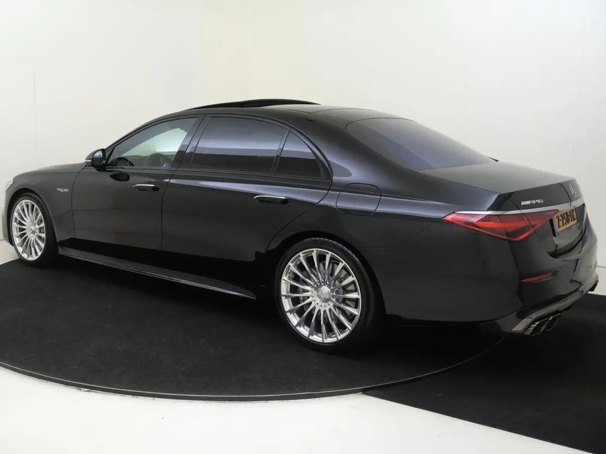 AMG 63 S E Performance /Panoramadak / Burmester 4D/ Rijassistentiepakket /Achterasbesturing /Massage stoelen /