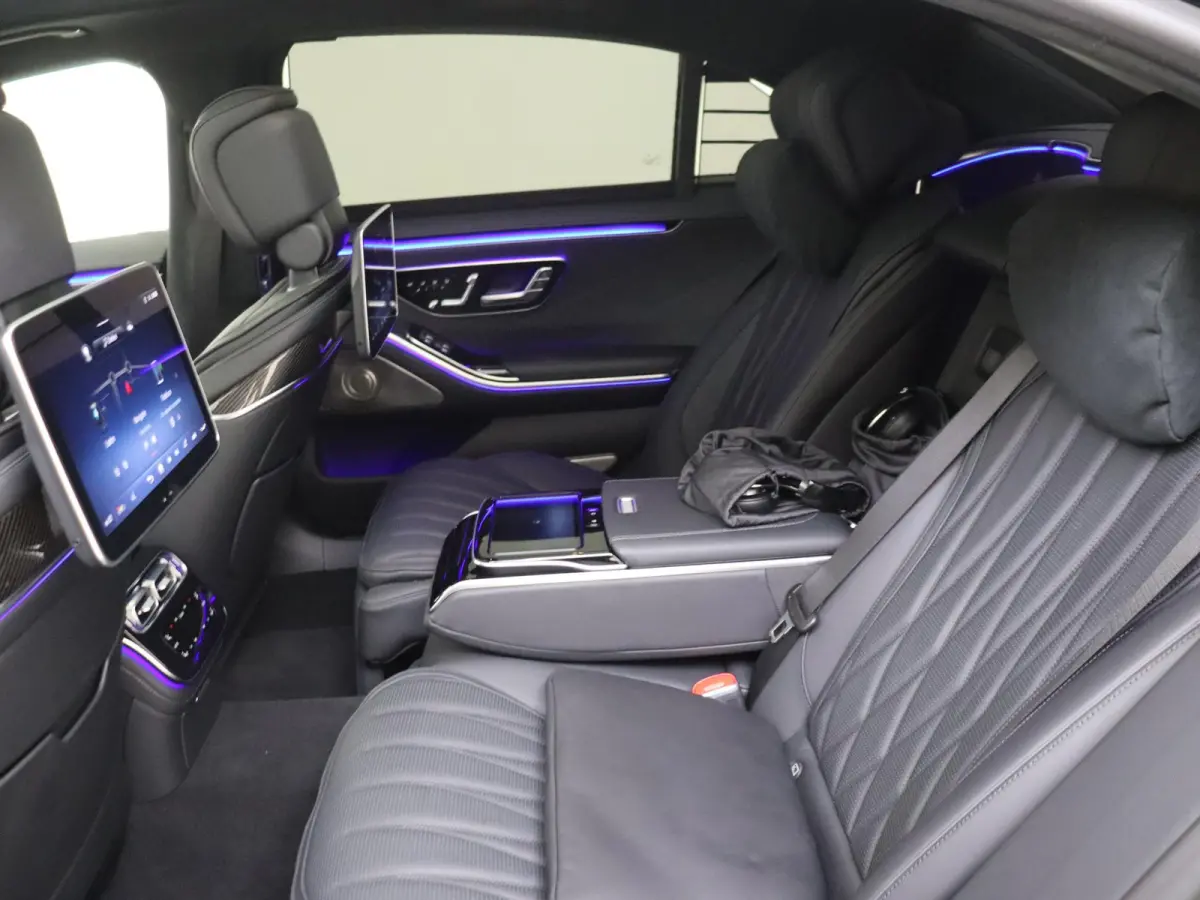 AMG 63 S E Performance /Panoramadak / Burmester 4D/ Rijassistentiepakket /Achterasbesturing /Massage stoelen /