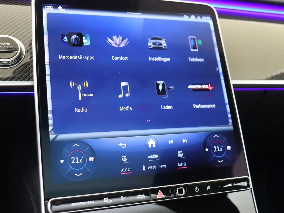 AMG 63 S E Performance /Panoramadak / Burmester 4D/ Rijassistentiepakket /Achterasbesturing /Massage stoelen /