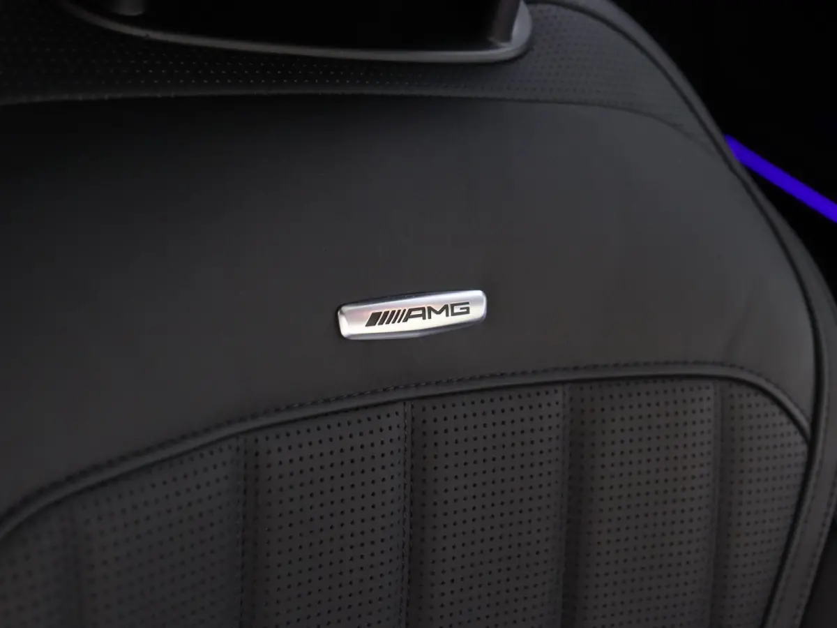 AMG 63 S E Performance /Panoramadak / Burmester 4D/ Rijassistentiepakket /Achterasbesturing /Massage stoelen /