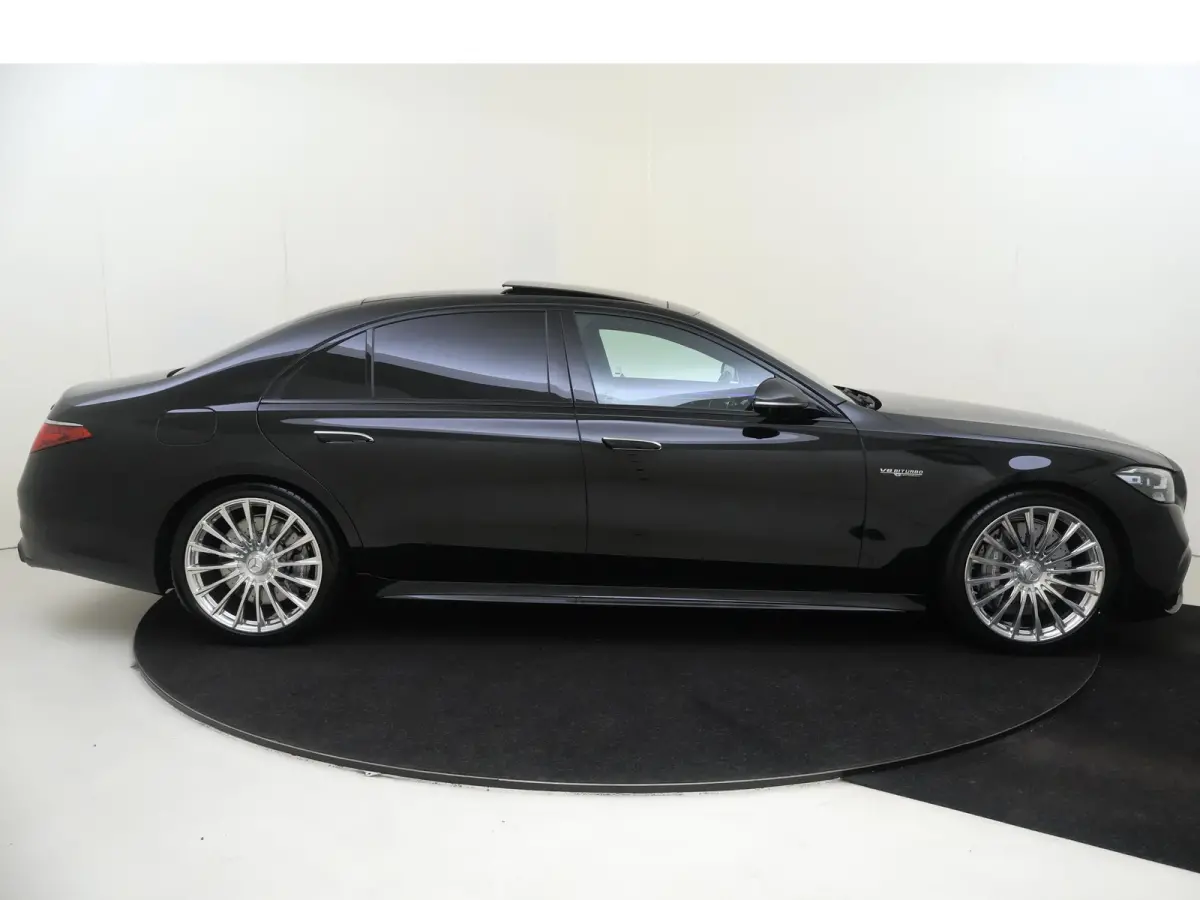 AMG 63 S E Performance /Panoramadak / Burmester 4D/ Rijassistentiepakket /Achterasbesturing /Massage stoelen /