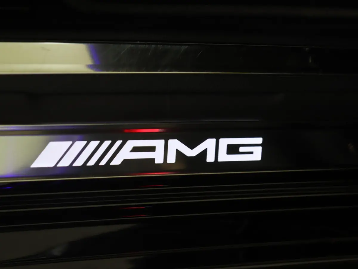 AMG 63 S E Performance /Panoramadak / Burmester 4D/ Rijassistentiepakket /Achterasbesturing /Massage stoelen /