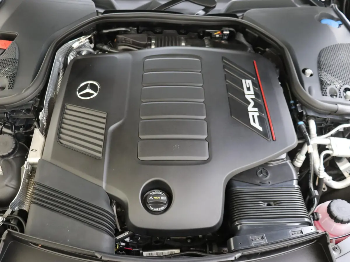 AMG 43 Premium Plus / Stoelverwarming / 360Graden-Camera / Panorama-schuifdak / Night-Pakket / Memory-Stoelen / Stoelventilatie /