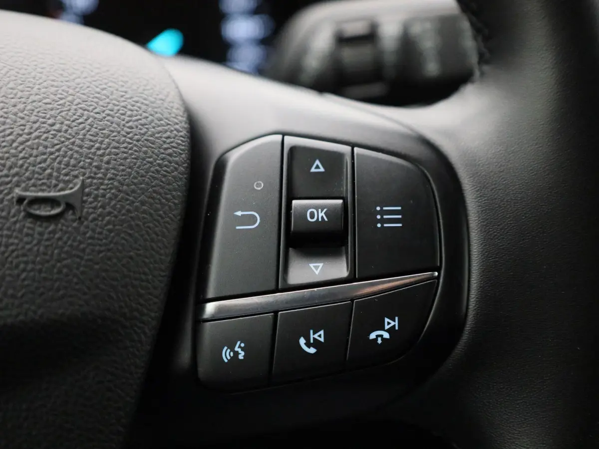 1.0 EcoBoost Hybrid Titanium | Cruise Control | Climate Control | Apple Carplay\ Android Auto | Navigatie|