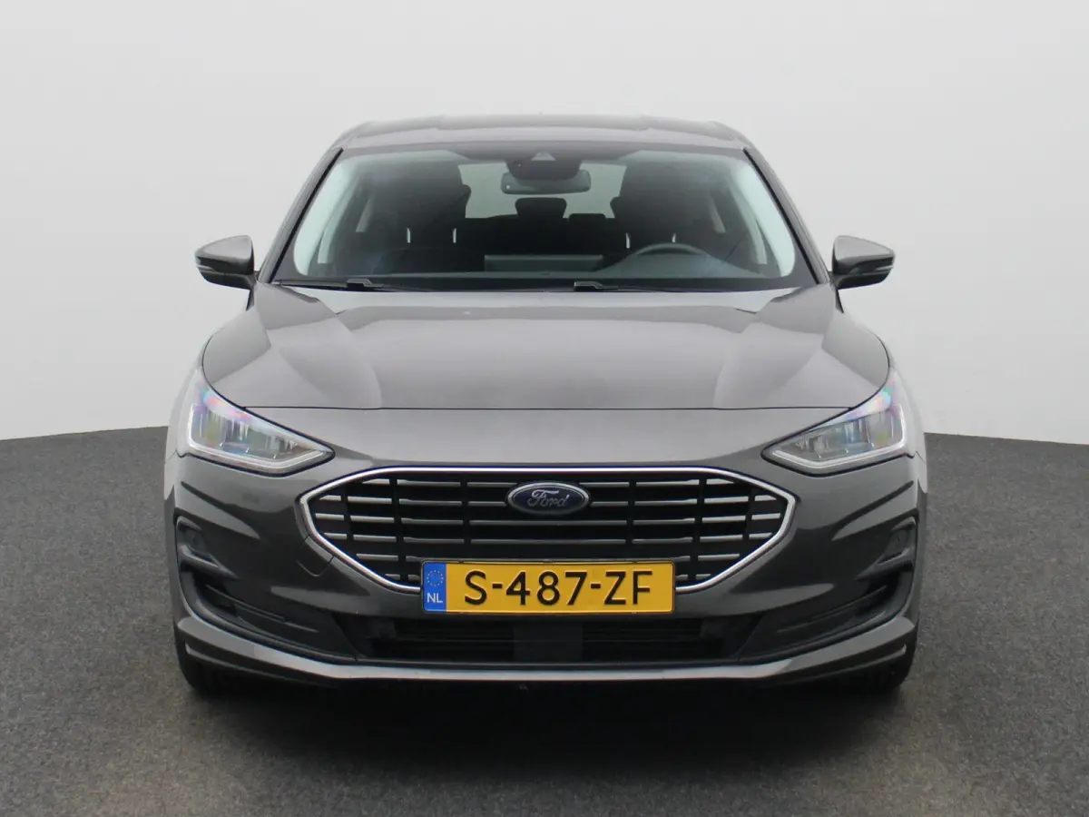 1.0 EcoBoost Hybrid Titanium | Cruise Control | Climate Control | Apple Carplay\ Android Auto | Navigatie|