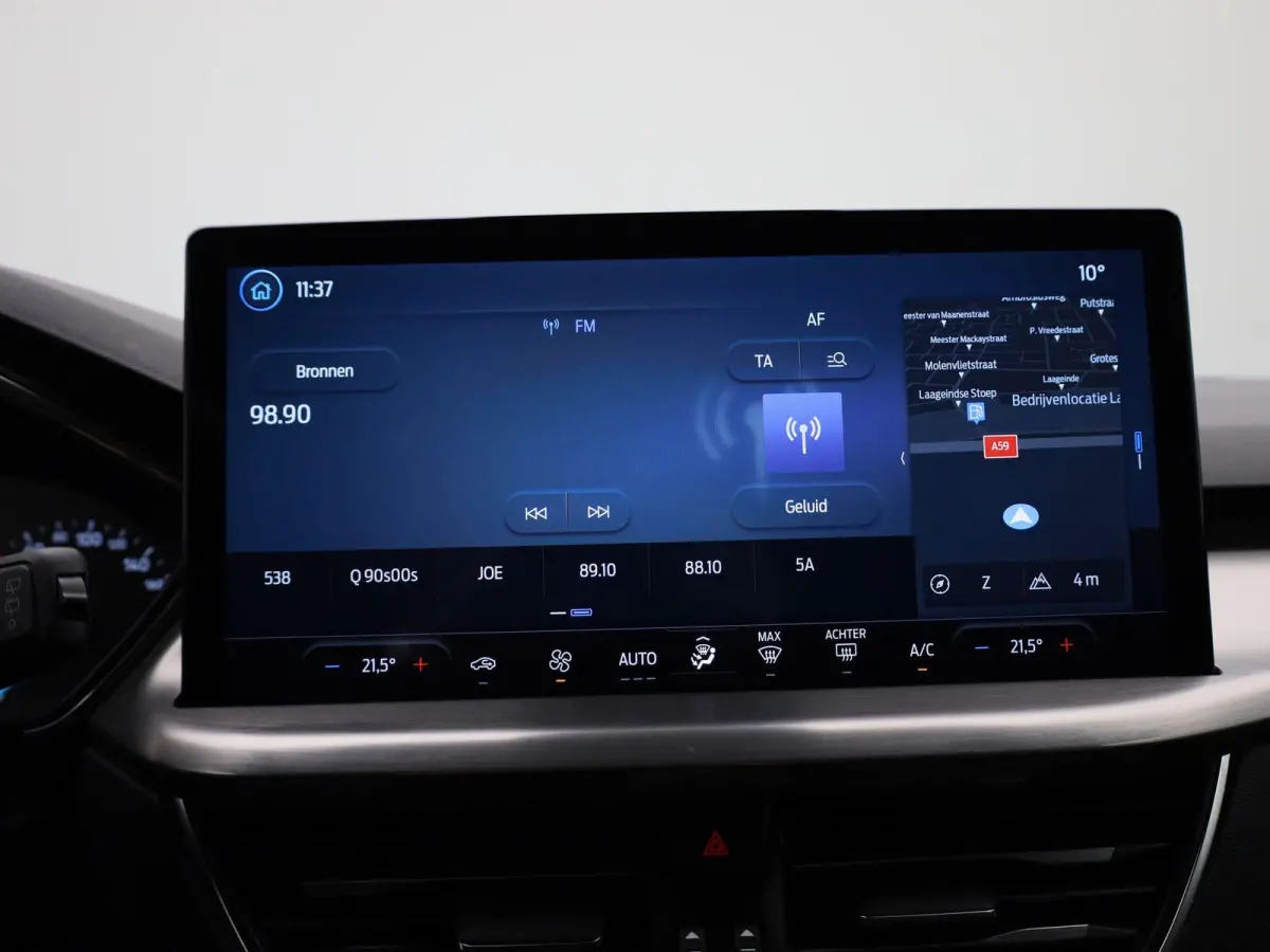 1.0 EcoBoost Hybrid Titanium | Cruise Control | Climate Control | Apple Carplay\ Android Auto | Navigatie|