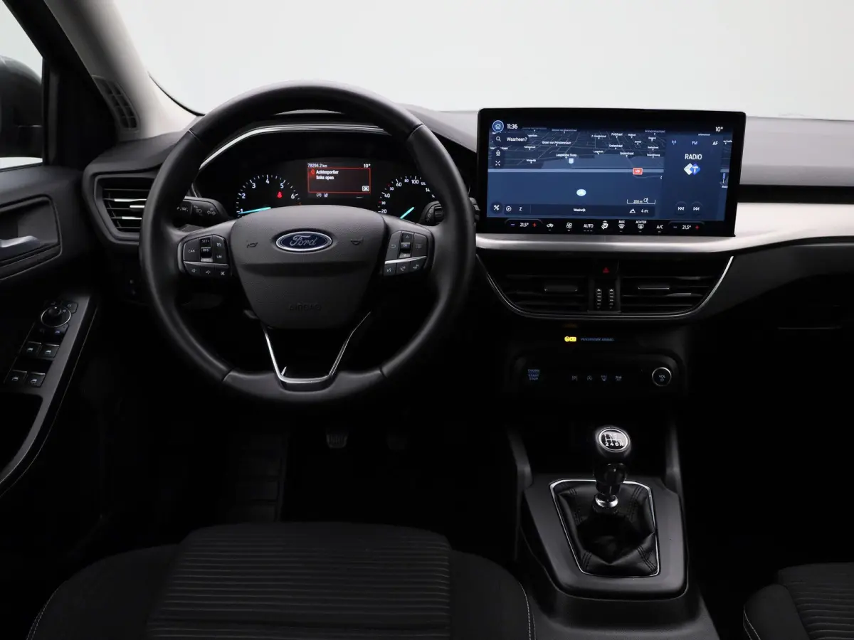 1.0 EcoBoost Hybrid Titanium | Cruise Control | Climate Control | Apple Carplay\ Android Auto | Navigatie|