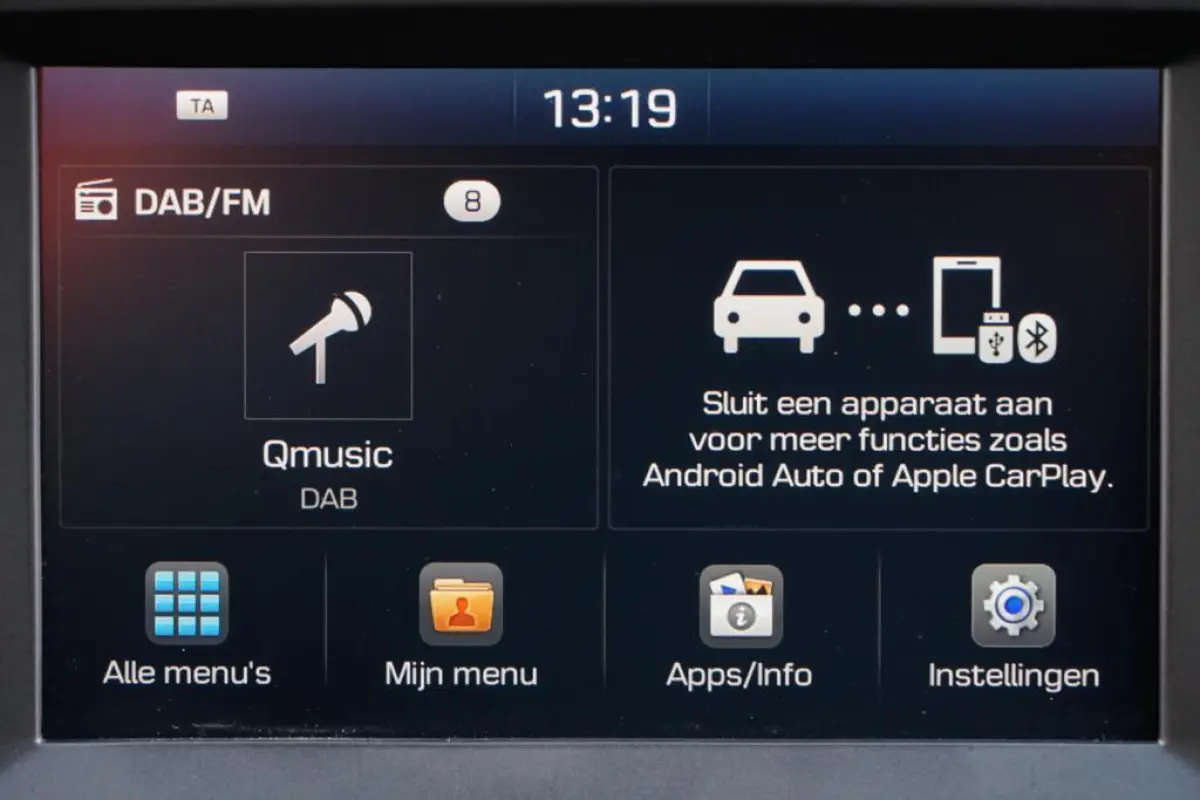 1.0 T-GDI Comfort, CarPlay, cruise, cam. trekh.