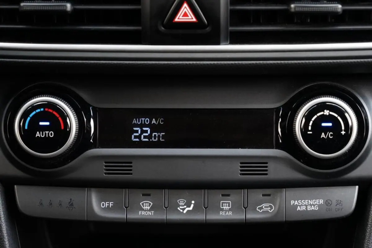 1.0 T-GDI Comfort, CarPlay, cruise, cam. trekh.