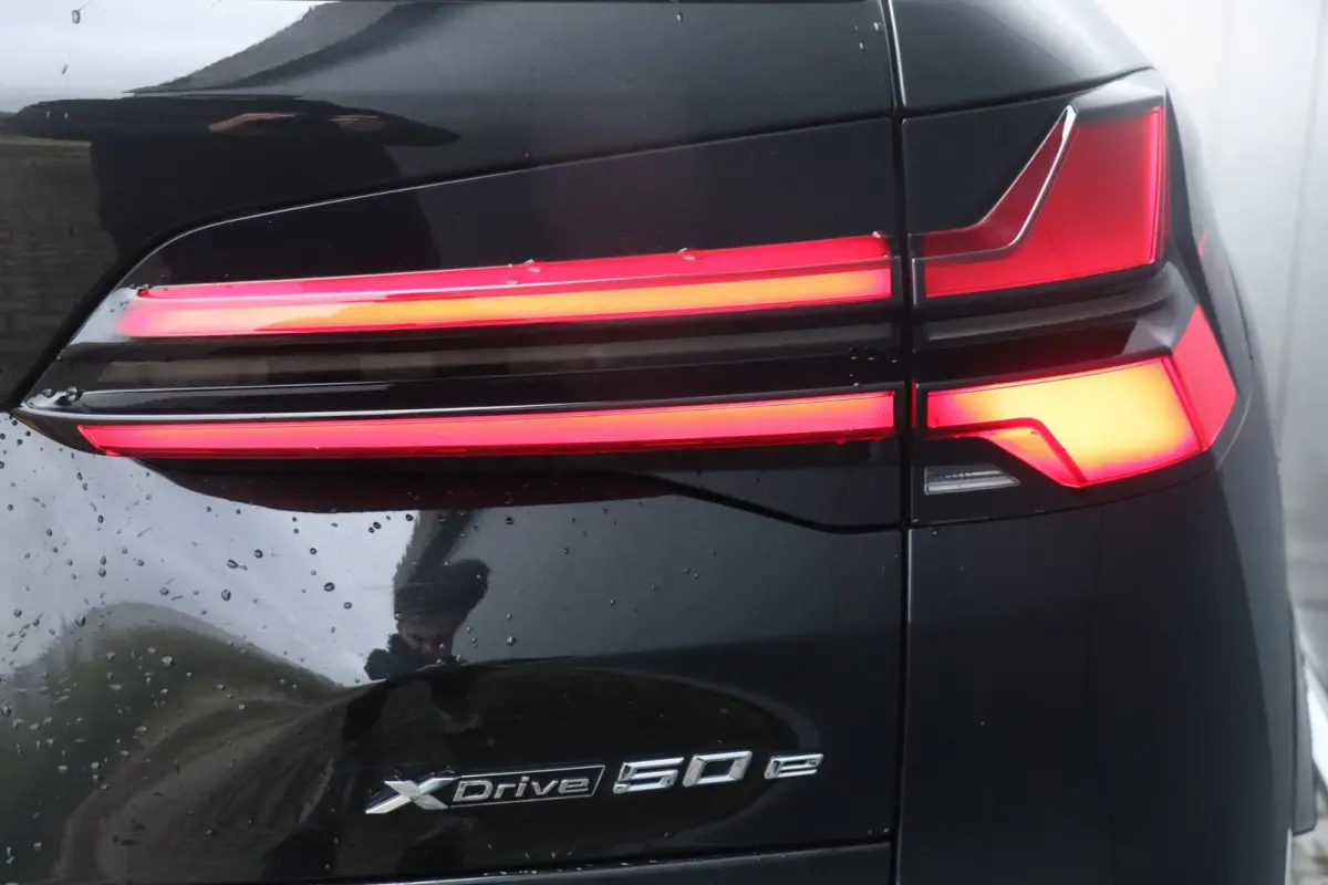 XDrive50e | M-Pakket | MAXTON DESIGN | Pano / Dealer OND / VOL!