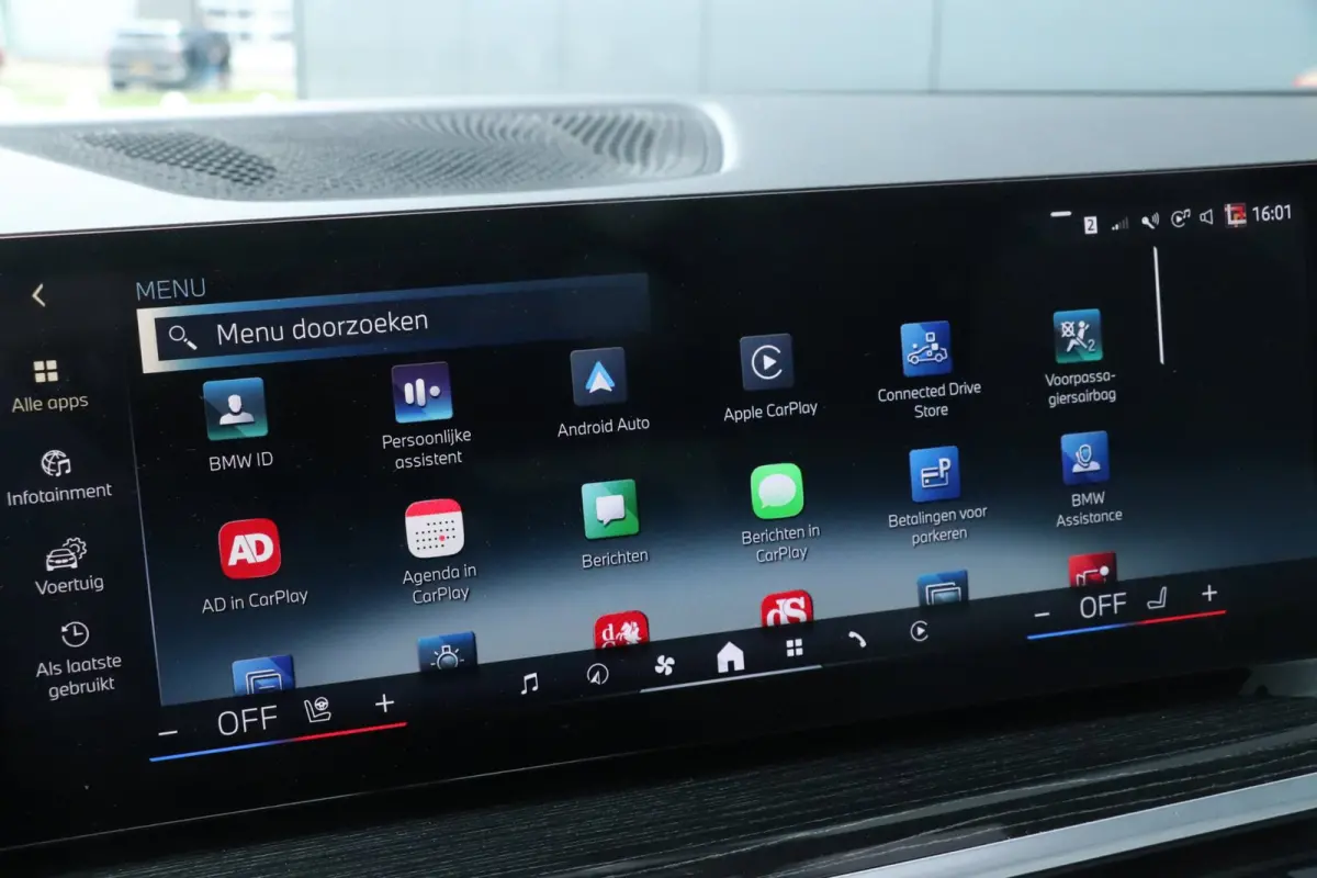 XDrive50e | M-Pakket | MAXTON DESIGN | Pano / Dealer OND / VOL!