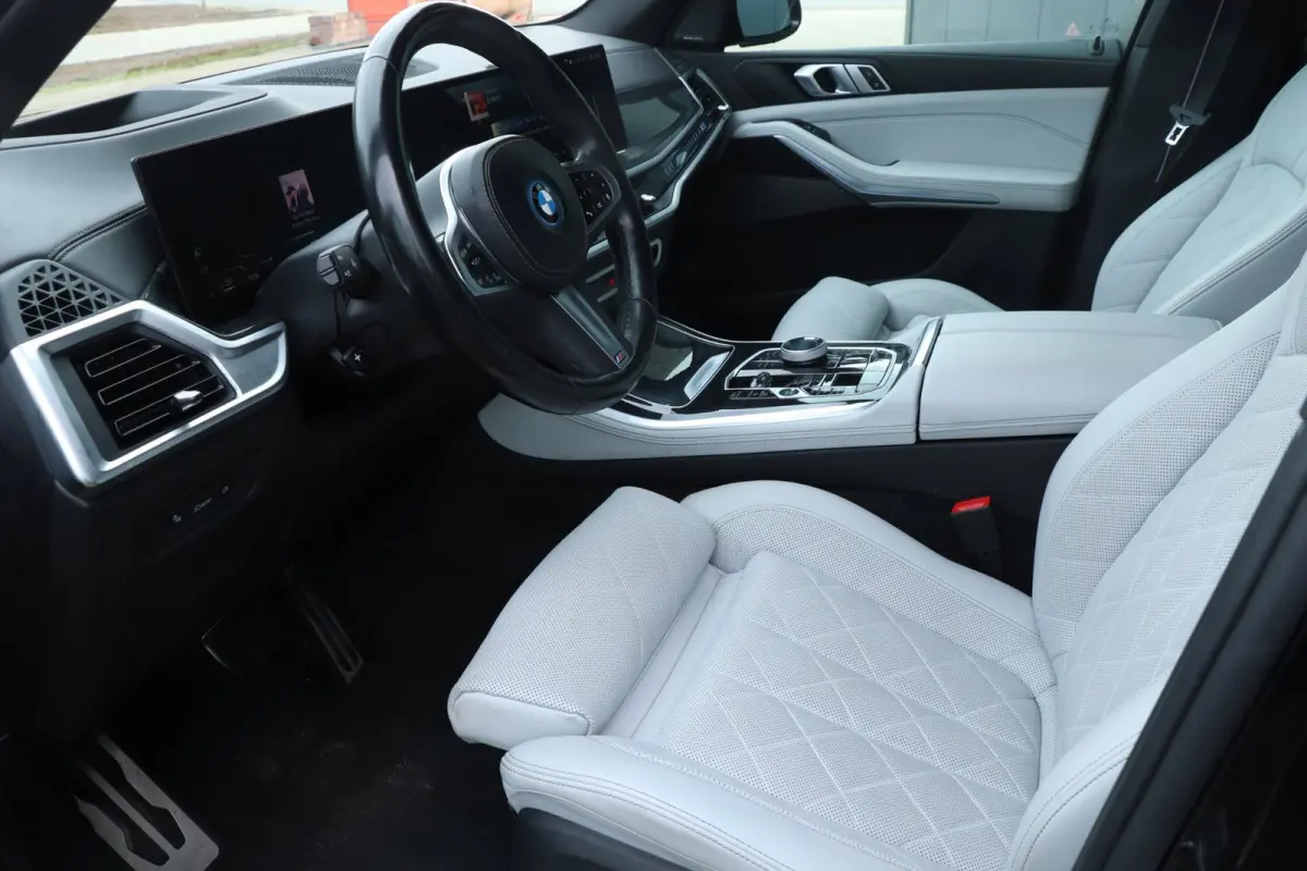 XDrive50e | M-Pakket | MAXTON DESIGN | Pano / Dealer OND / VOL!