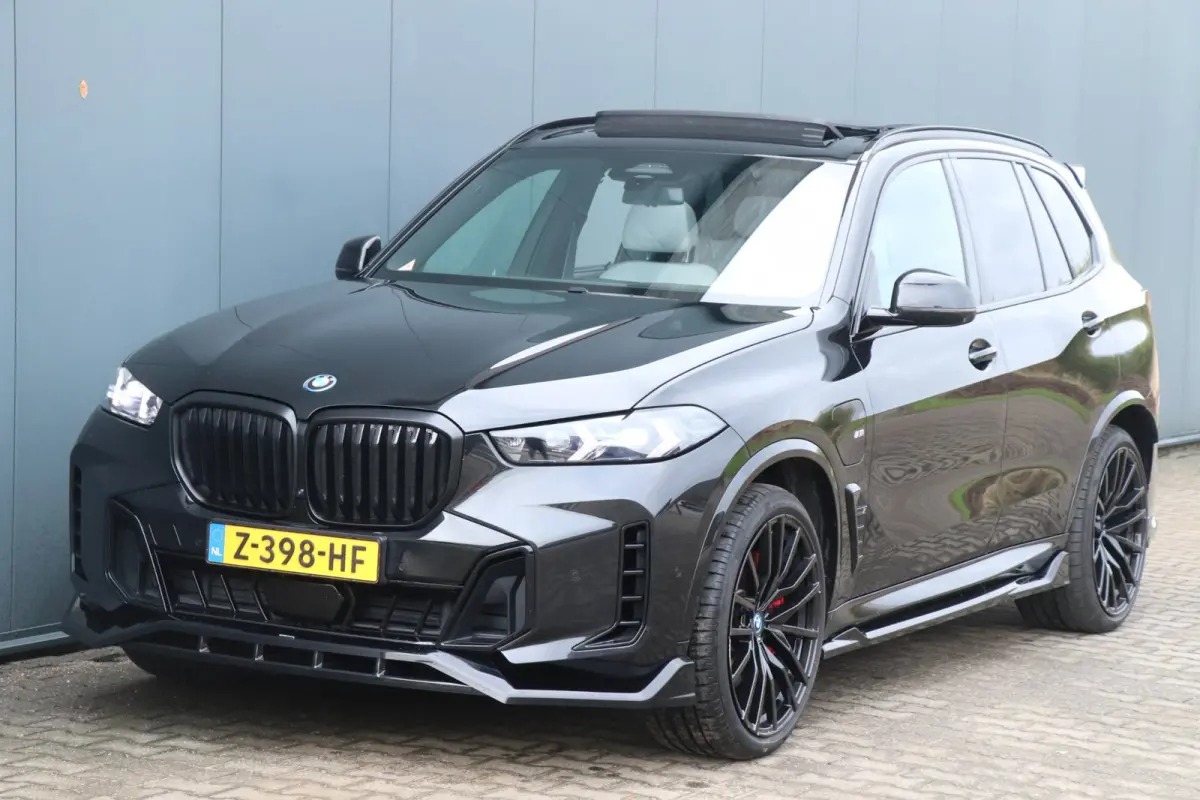 XDrive50e | M-Pakket | MAXTON DESIGN | Pano / Dealer OND / VOL!