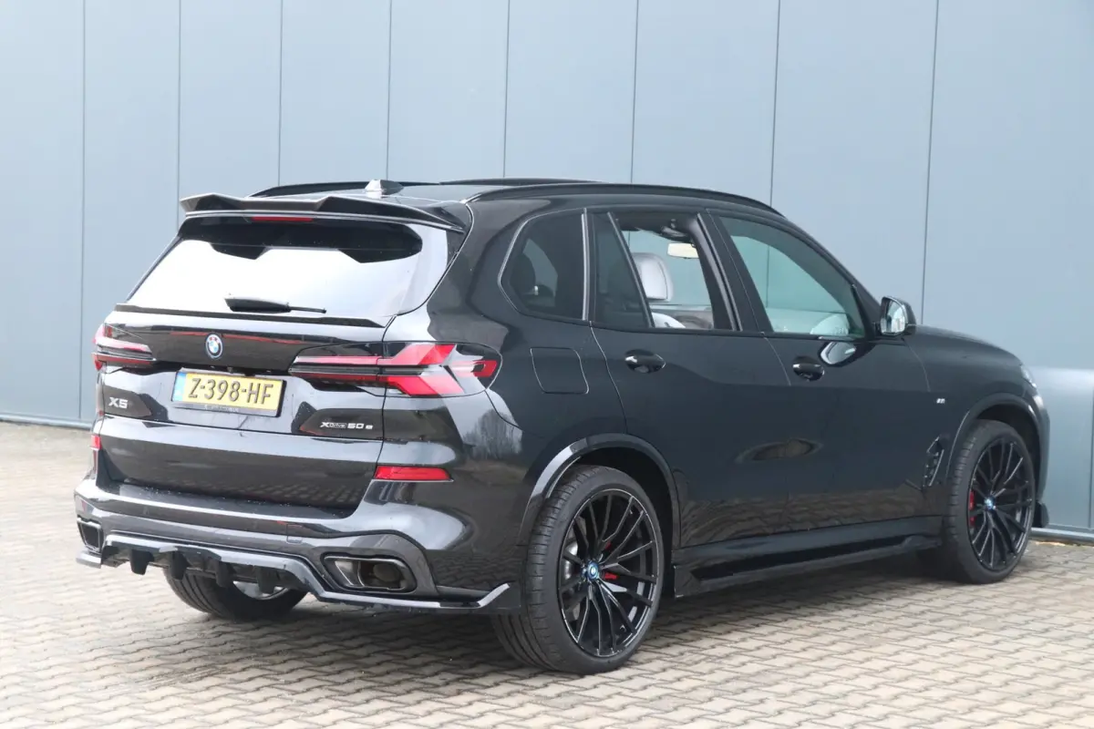 XDrive50e | M-Pakket | MAXTON DESIGN | Pano / Dealer OND / VOL!