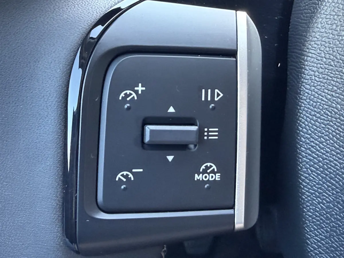 100pk Max (Camera - Automatische Airco - LED - Navigatie - Parkeersensoren)