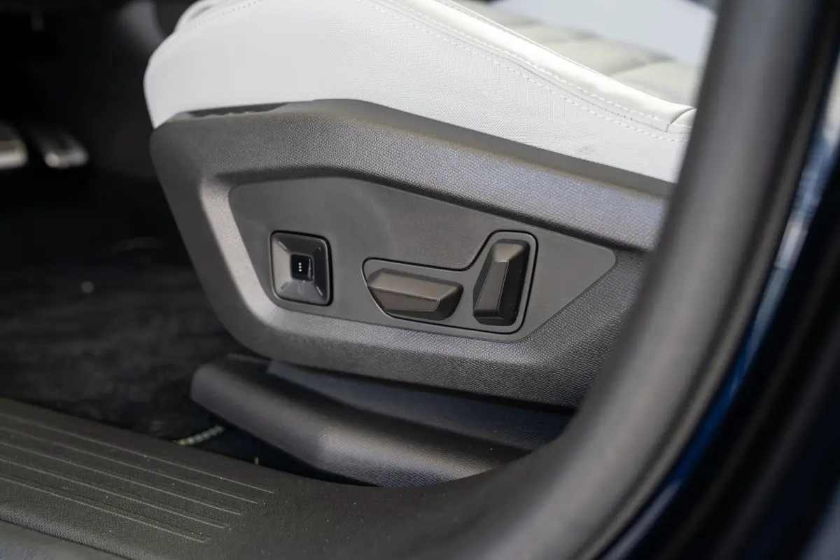 1.2 Hybrid 145 Max | Achterbank verstelbaar | Apple Carplay/Android Auto|telefoonintegratie premium | Buitenspiegels elektrisch inklapbaar
