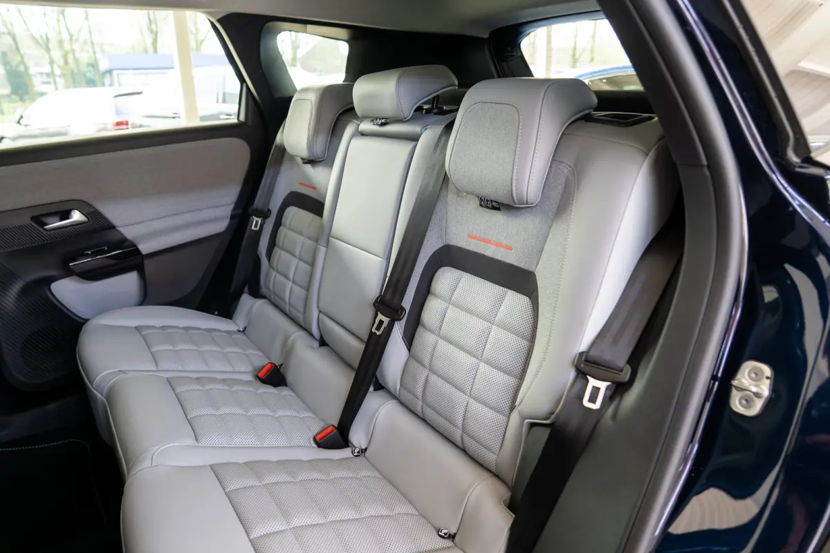 1.2 Hybrid 145 Max | Achterbank verstelbaar | Apple Carplay/Android Auto|telefoonintegratie premium | Buitenspiegels elektrisch inklapbaar