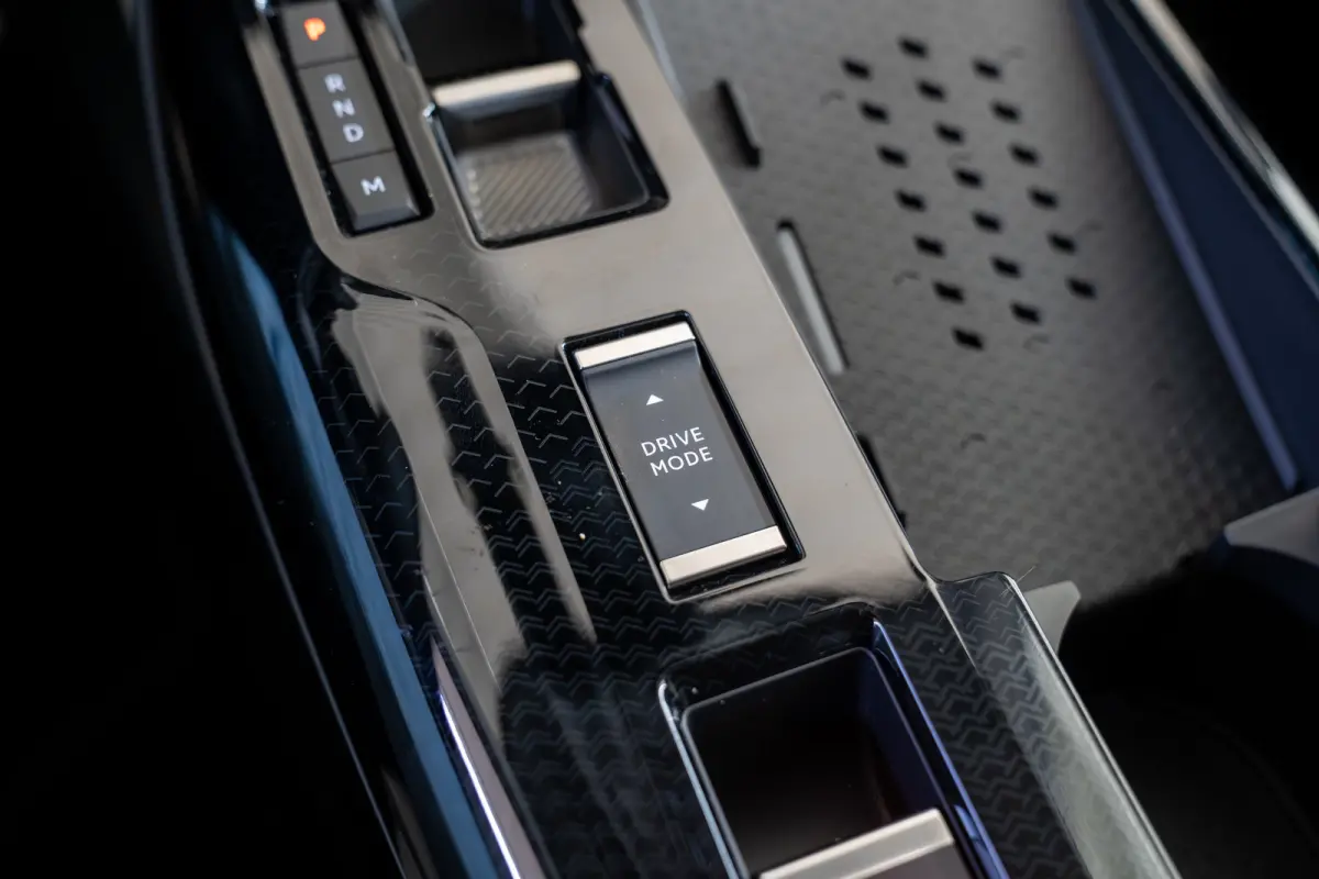 1.2 Hybrid 145 Max | Achterbank verstelbaar | Apple Carplay/Android Auto|telefoonintegratie premium | Buitenspiegels elektrisch inklapbaar