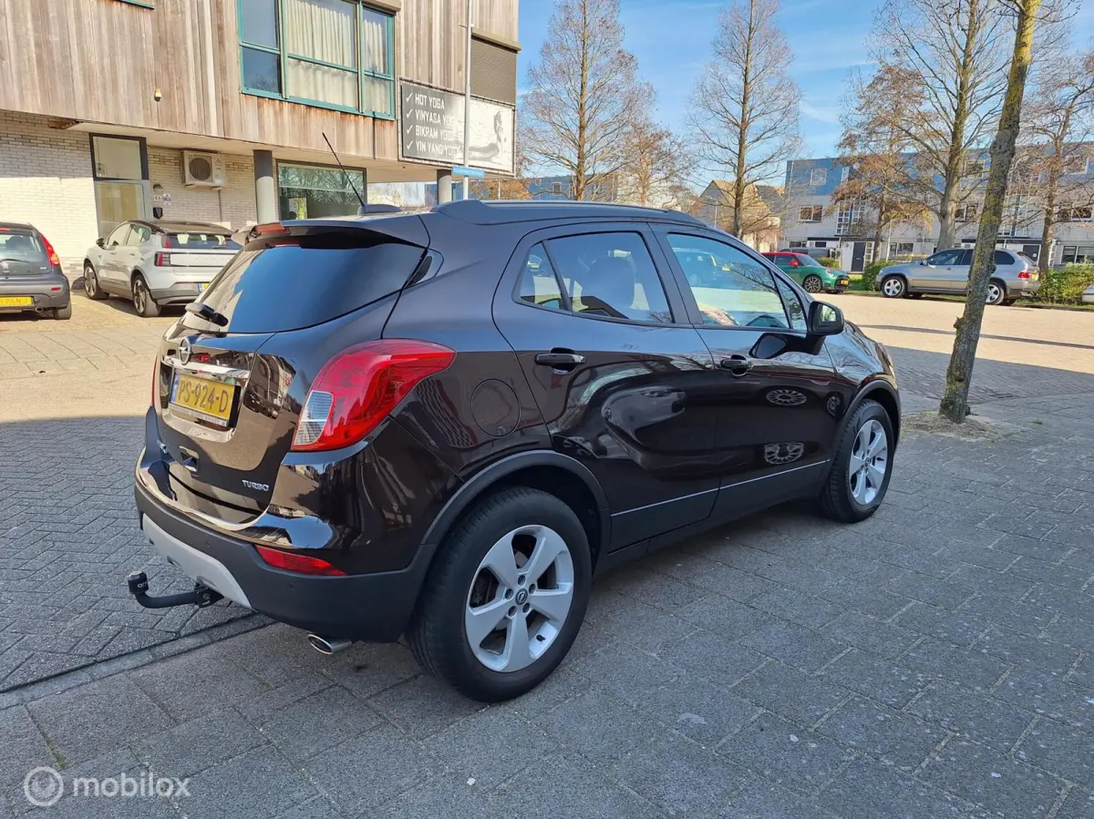 1.4 TURBO ONLINE EDITION • Trekhaak • Carplay •