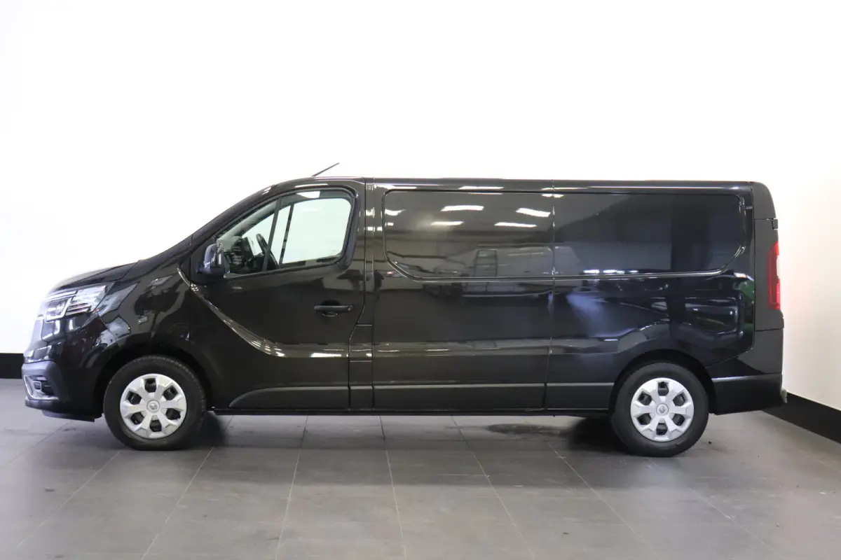 2.0 dCi 150PK Automaat L2 EURO 6 - Airco - Navi - Cruise - € 23.950,- Excl.