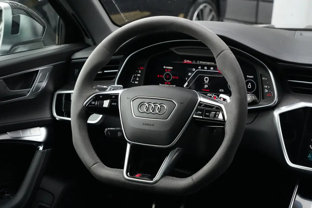 Mansory | 860PK | Pano | HUD | B&O | 360° | Keramisch | Carbon | Audi RS6 Avant 4.0 TFSI quattro Mansory 861 PK Benzine met 4.0 achtcilinder, Dynamic Plus Pack, panoramadak, Head-Up Display