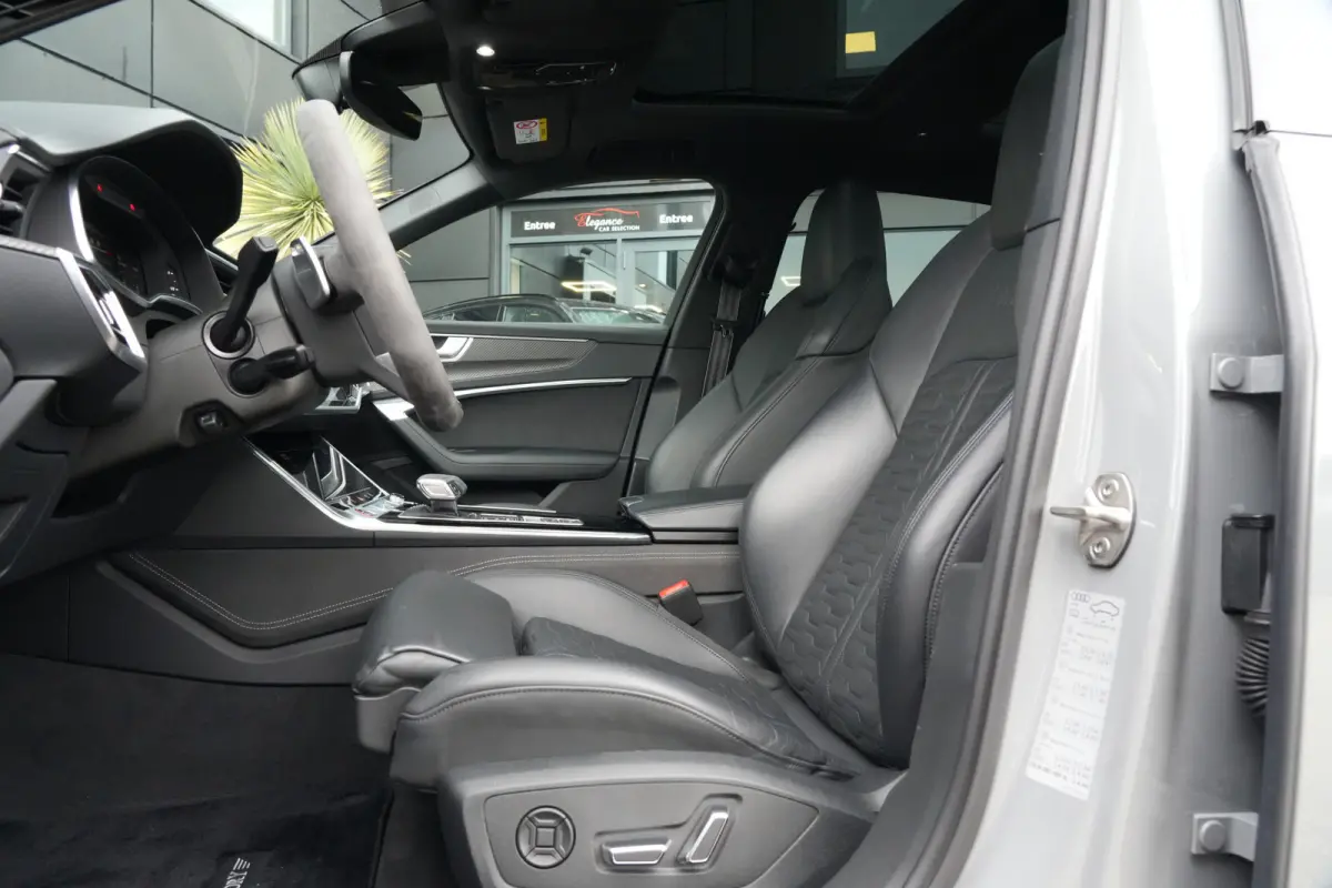 Mansory | 860PK | Pano | HUD | B&O | 360° | Keramisch | Carbon | Audi RS6 Avant 4.0 TFSI quattro Mansory 861 PK Benzine met 4.0 achtcilinder, Dynamic Plus Pack, panoramadak, Head-Up Display