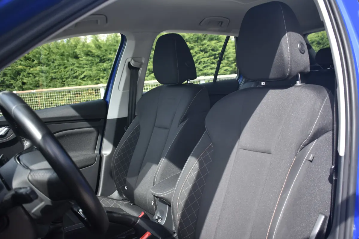 1.0 110PK TSI Ambition | LED verlichting | PDC Achter | 16 inch lichtmetalen velgen | Apple Carplay & Android Auto