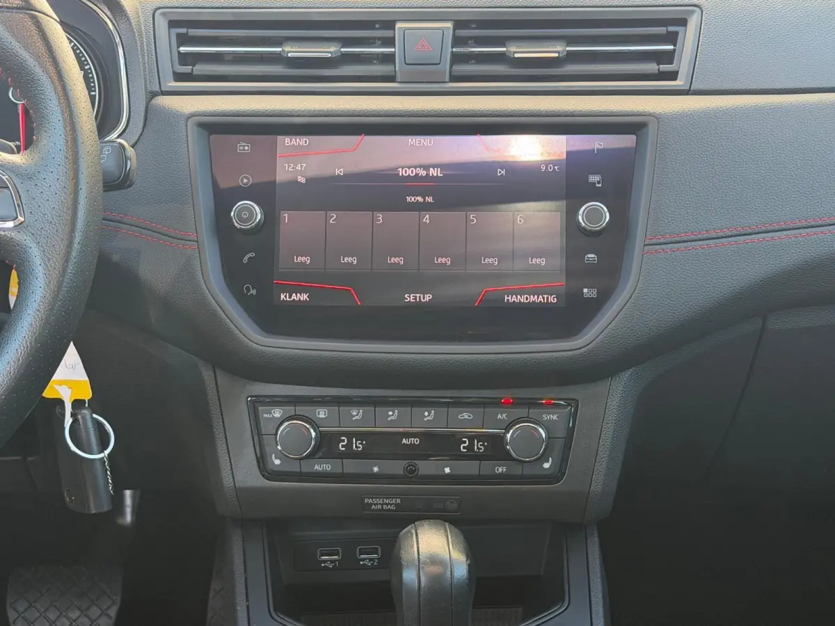 1.0 TSI FR/AUTOM/STOELV/PANO/ACC/CARPLAY/APK