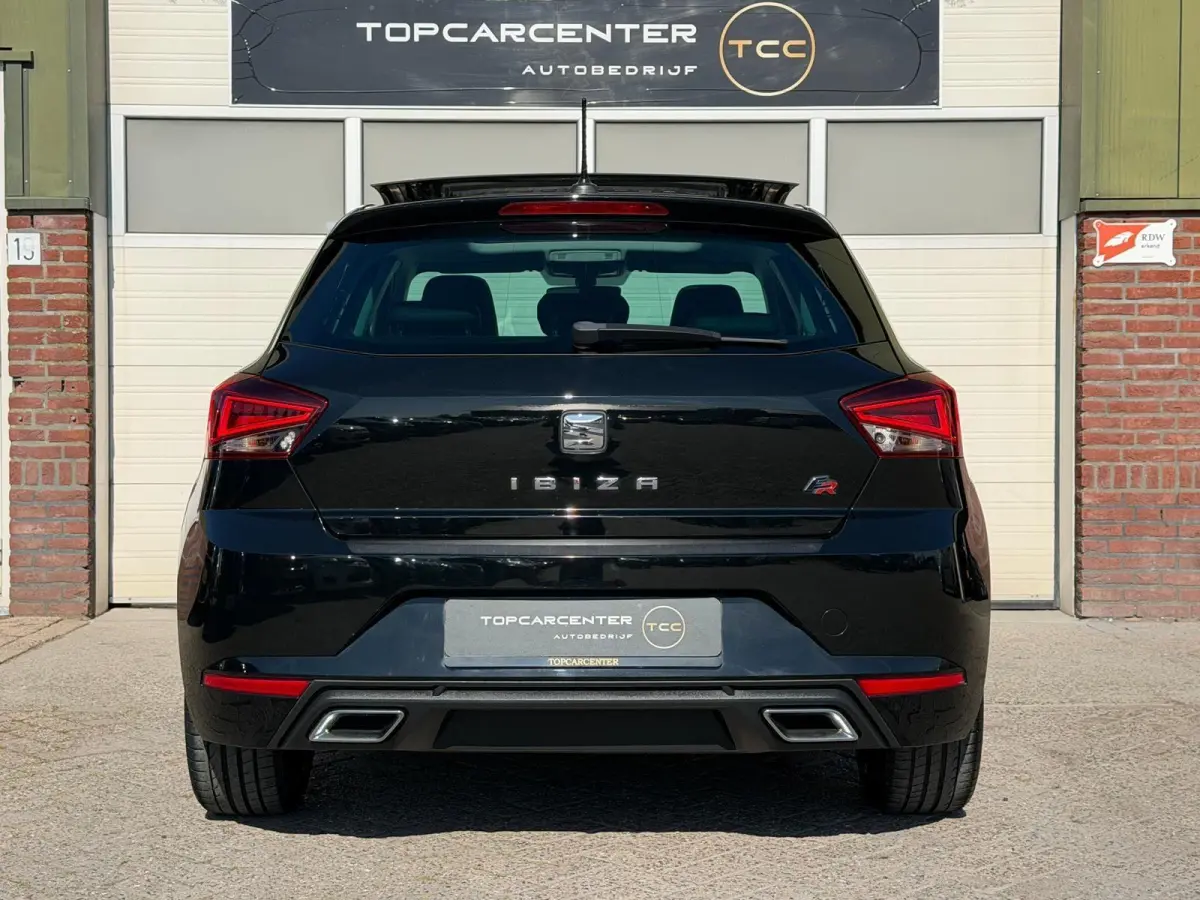 1.0 TSI FR/AUTOM/STOELV/PANO/ACC/CARPLAY/APK