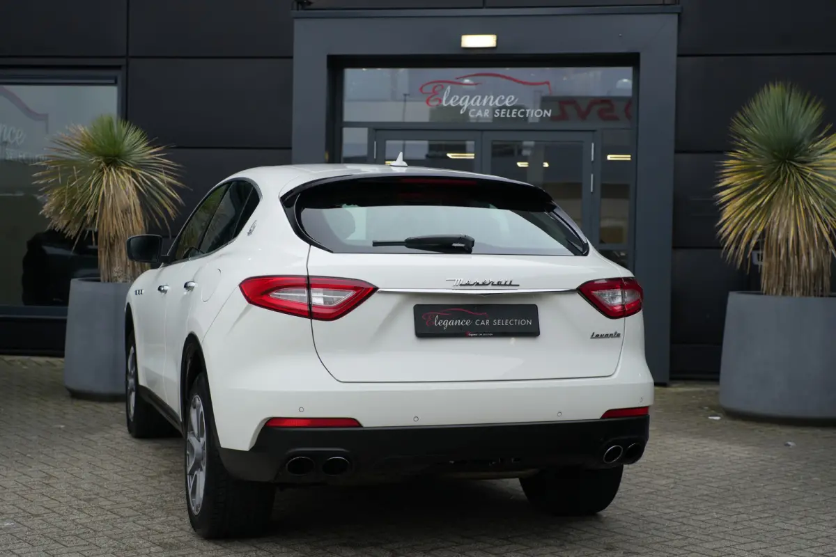 3.0 V6 S AWD GranLusso 430pk Stoelverwarming/Luchtvering/Navigatie