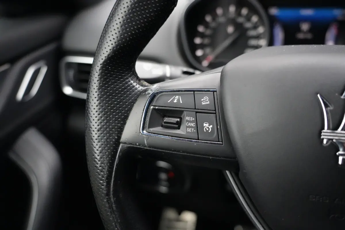 3.0 V6 S AWD GranLusso 430pk Stoelverwarming/Luchtvering/Navigatie