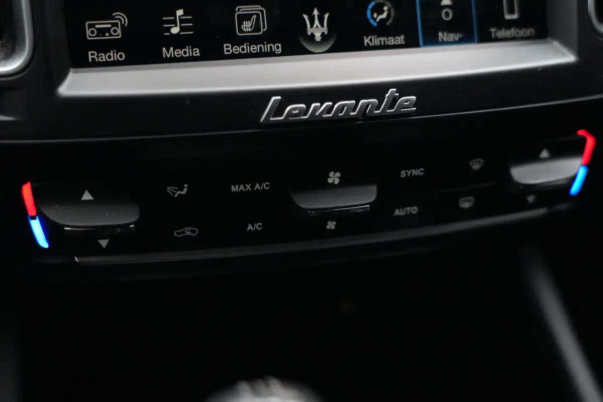 3.0 V6 S AWD GranLusso 430pk Stoelverwarming/Luchtvering/Navigatie