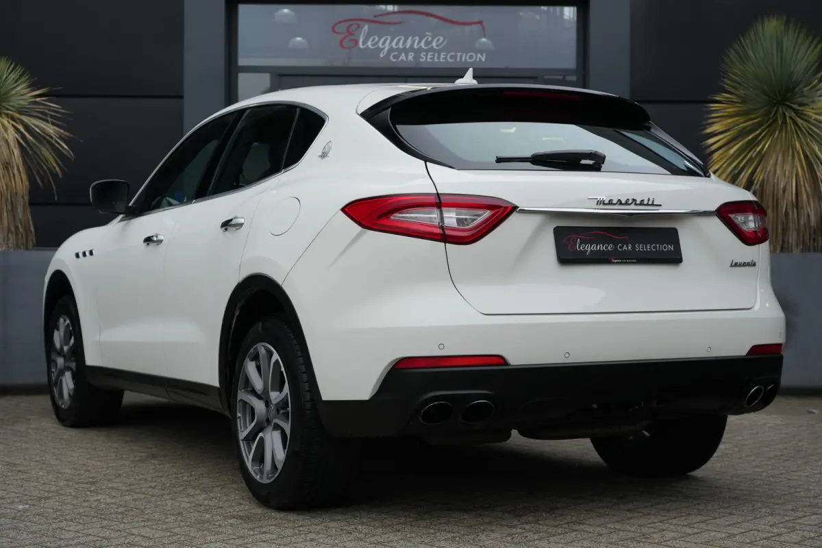 3.0 V6 S AWD GranLusso 430pk Stoelverwarming/Luchtvering/Navigatie