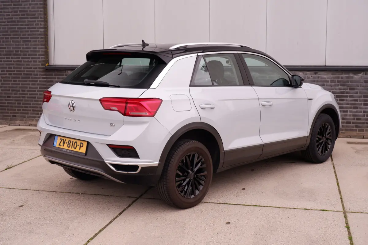 1.0 TSI Style Business | Adaptive Cruise | Climate | Carplay | DAB | Navi